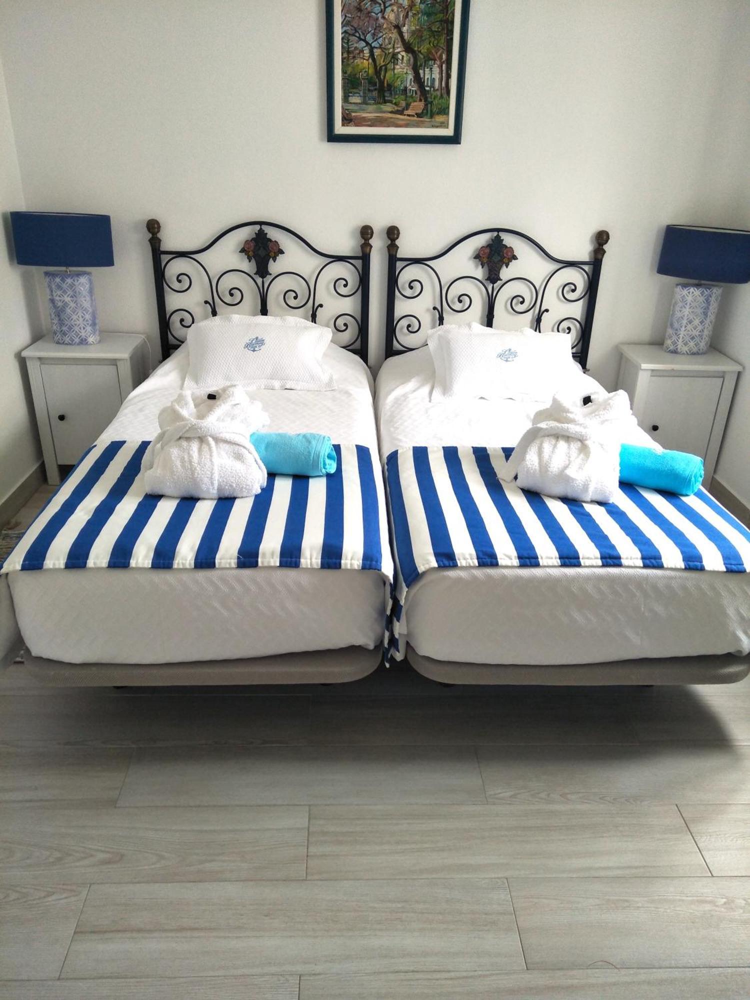 Casas Burnay I * Ericeira